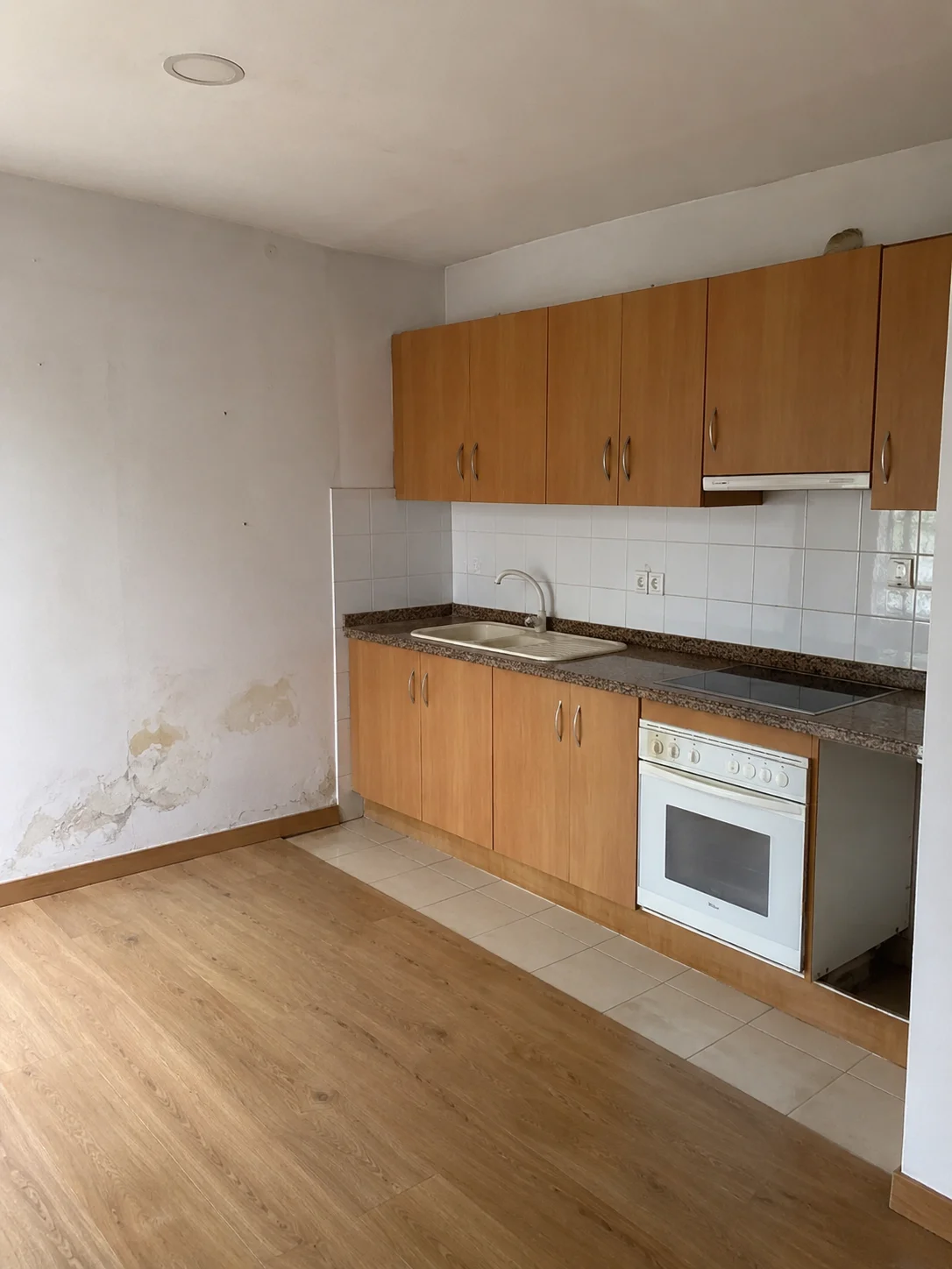 Cocina en Benalmádena Costa — antes y después